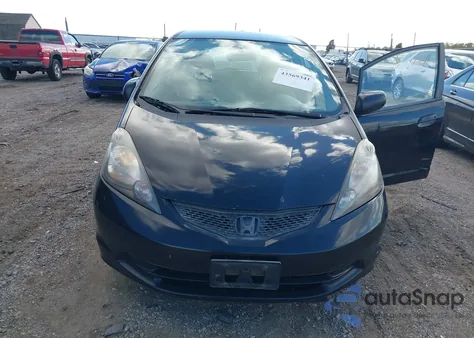 2010 Honda Fit z USA, uszkodzony, nr VIN JHMGE8G25AC001617